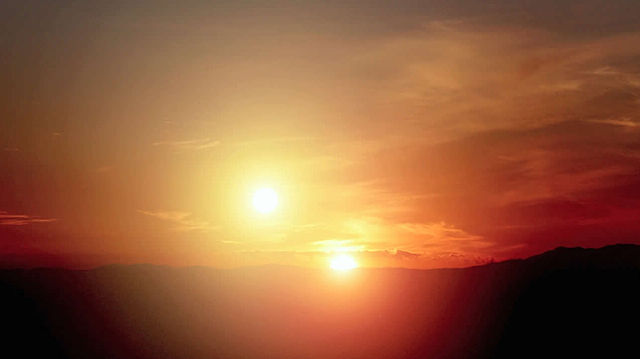 640px-Double_Sunset_from_Kepler-16b.jpg
